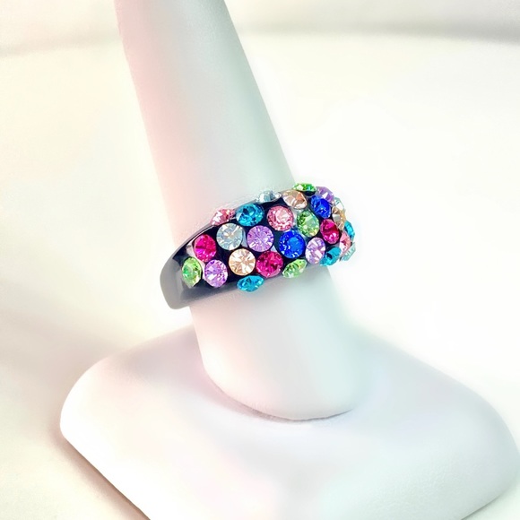 Black Acrylic Ring With Multicoloured Swarovski Crystal Stones • Handmade Ring - Picture 9 of 12
